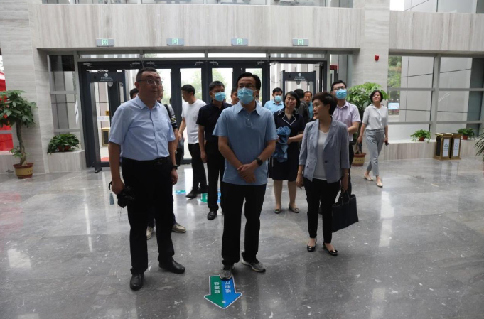 市委常委、宣傳部部長(zhǎng)任慶虎調(diào)研微山湖旅游區(qū)創(chuàng)建5A級(jí)旅游景區(qū)工作
